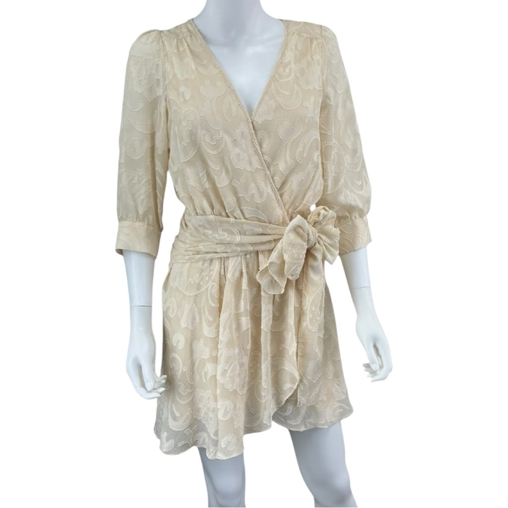 Berenice Size Cream Wrap Dress Size S G0541